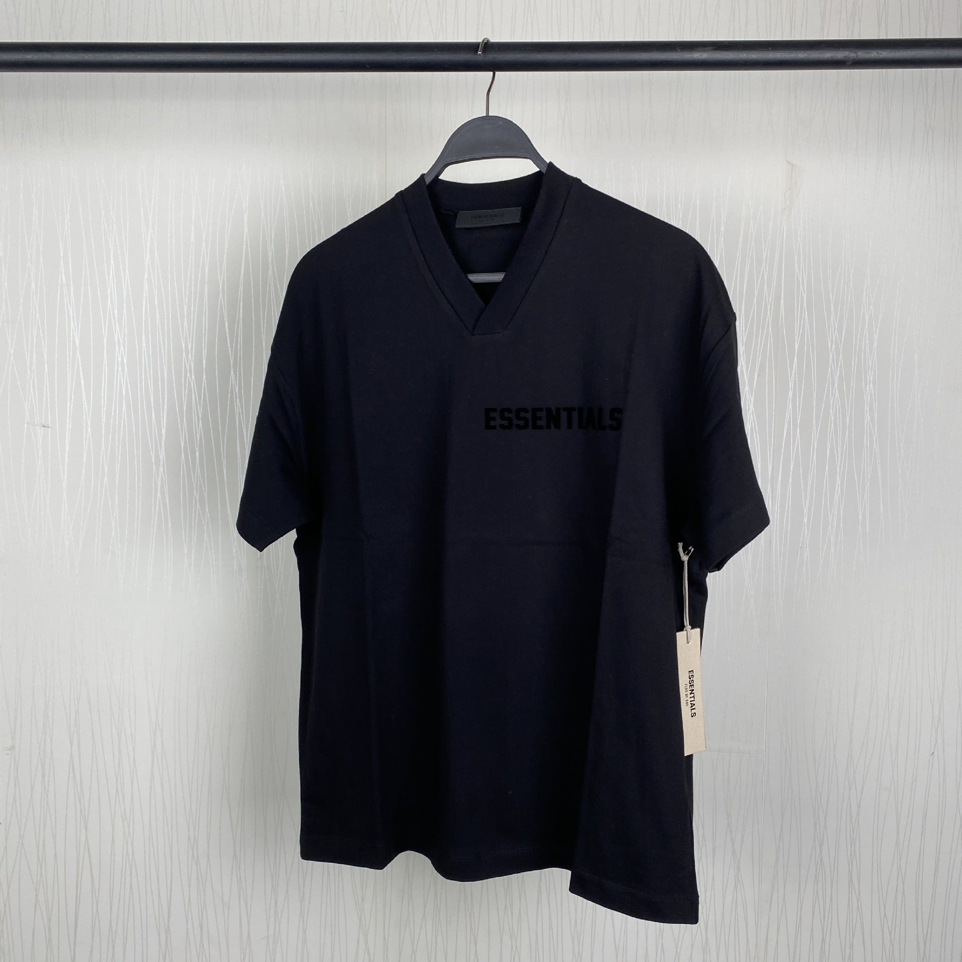Fog Essentials T shirt Offset Logo V-neck loose T shirt
