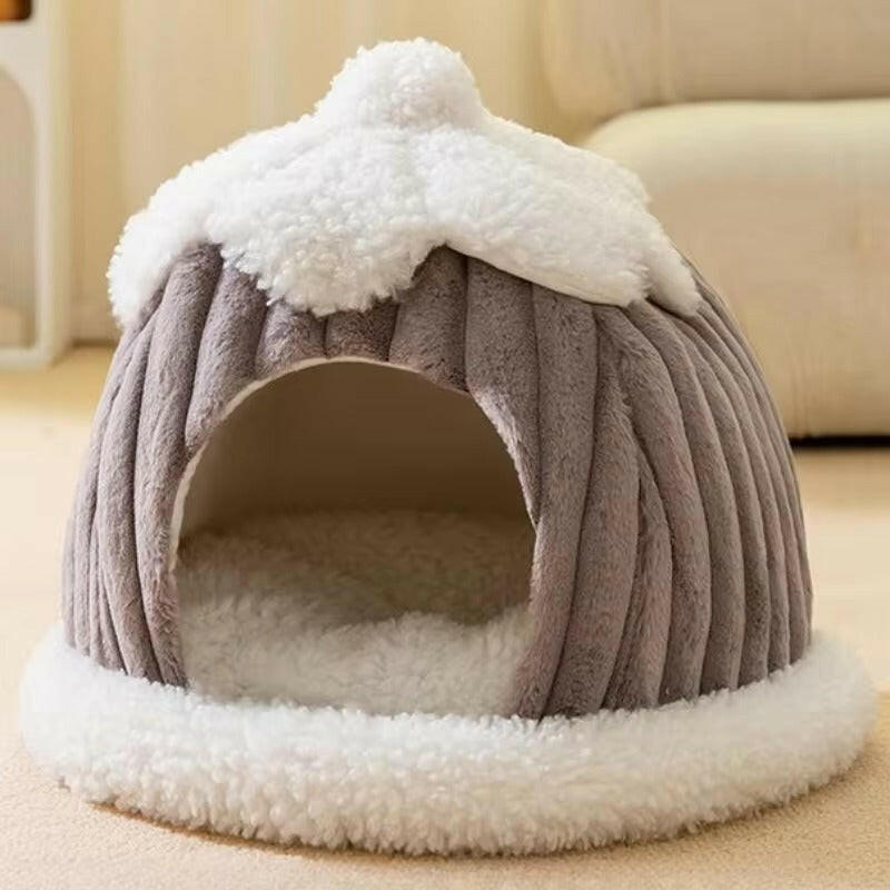 Plush Igloo Cat Dog Bed – Warm Cozy and Enclosed for Ultimate Comfort