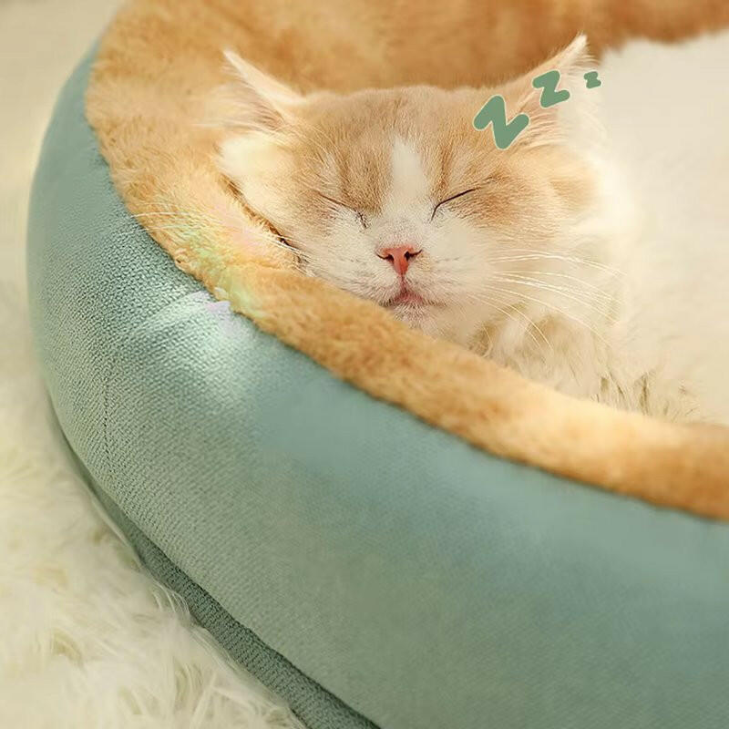 Plush Cat and Puppy Bed – Cosy Pet Lounger
