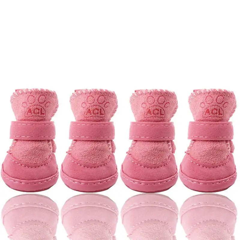 Cozy Winter Dog Shoes: Keep Your Pup's Paws Warm & Stylish! ❄️🐾