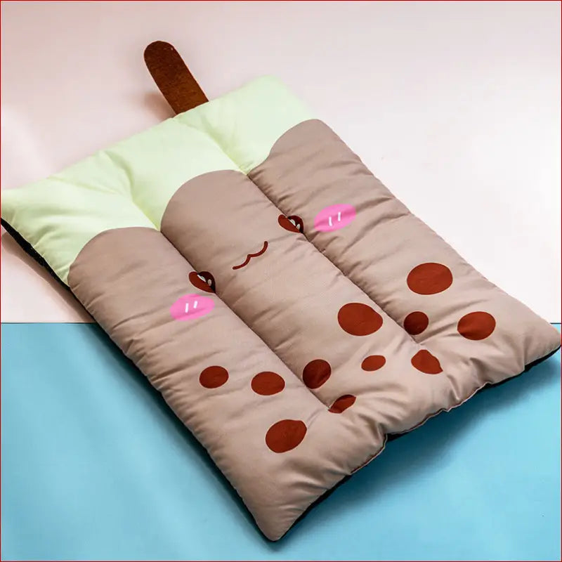 Pet Cooling Mat – Self-Cooling Bed Blanket for Comfort