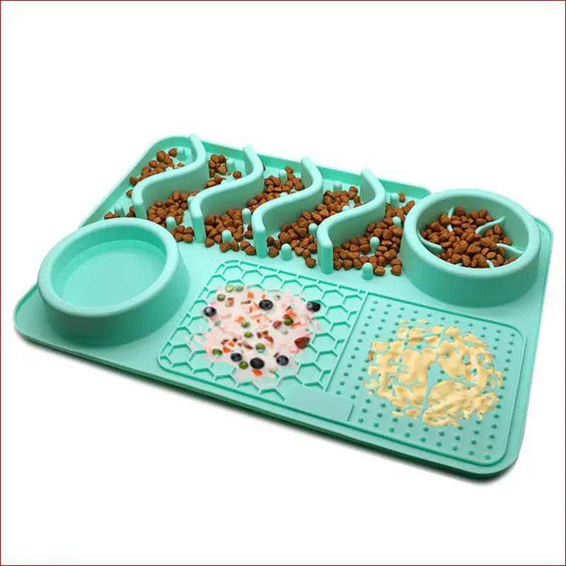 Dog Silicone Licking Pad & Slow Feeder Bowl — Multifunctional Pet Feeding
