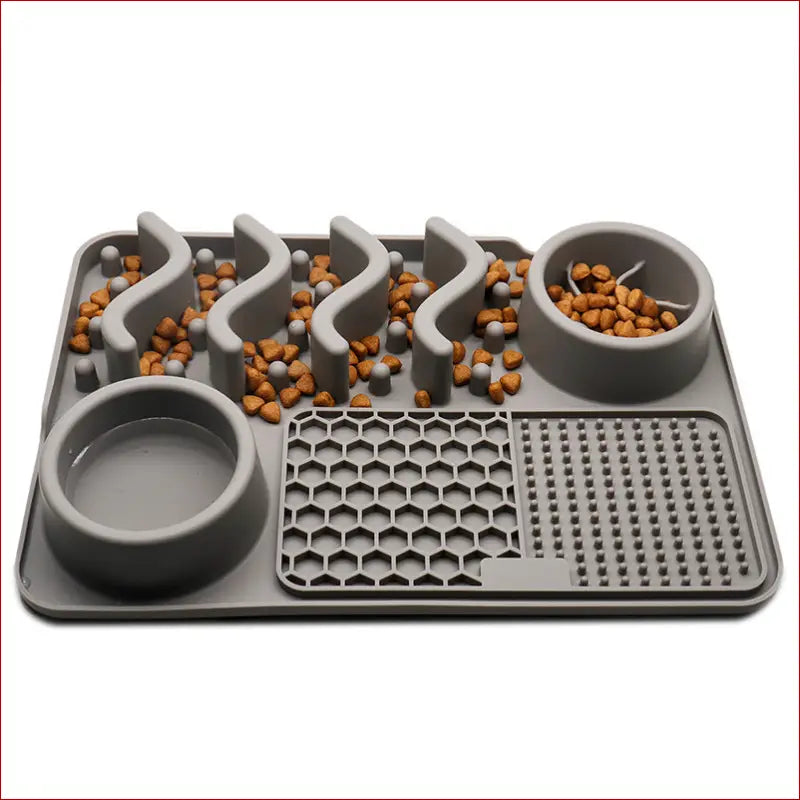 Dog Silicone Licking Pad & Slow Feeder Bowl — Multifunctional Pet Feeding