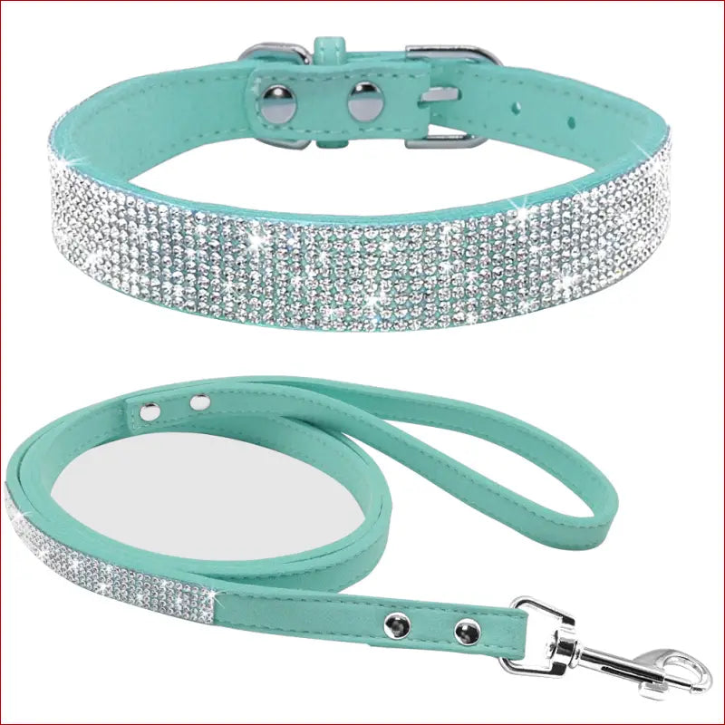 Dog Collar with Shiny Diamond Pattern – Stylish Pet Accessory
