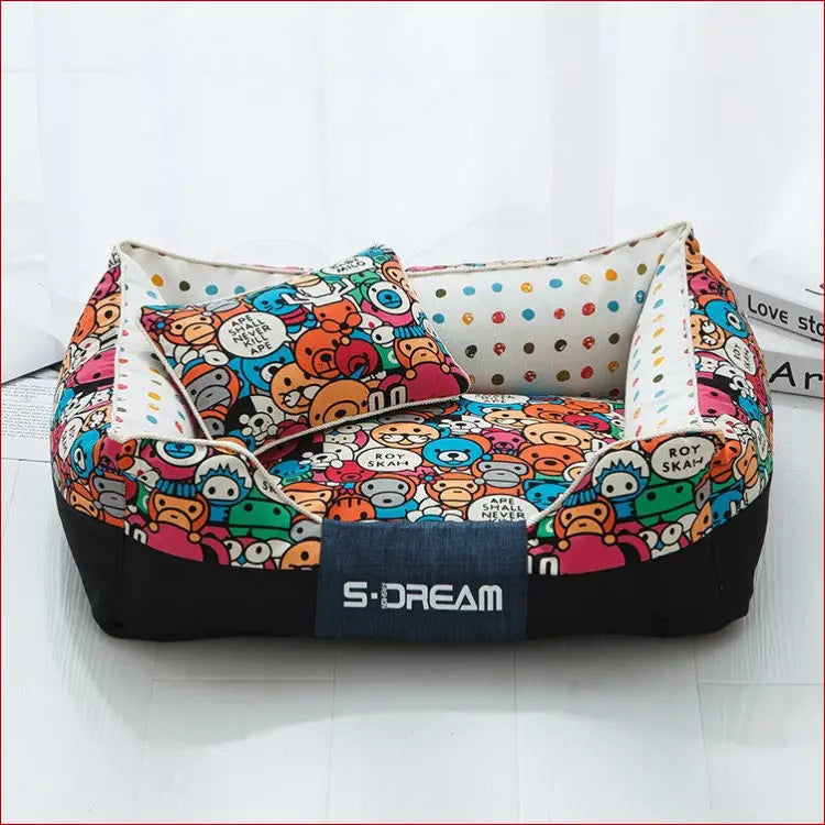 Cozy Pet Bed – Colorful Mat & Essential Pet Comfort