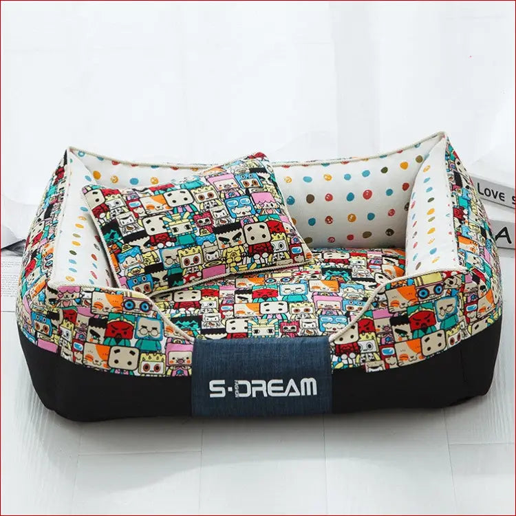 Cozy Pet Bed – Colorful Mat & Essential Pet Comfort
