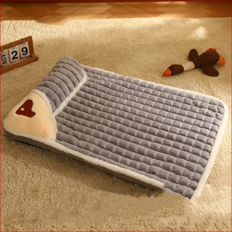 Cozy Warm Pet Bed – Ultimate Comfort for Your Furry Friend